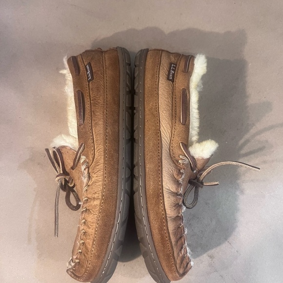 L.L Bean Women's Wicked Good Camp Moccasins Brown Suede Shearling Fur US 8 M - Picture 5 of 10